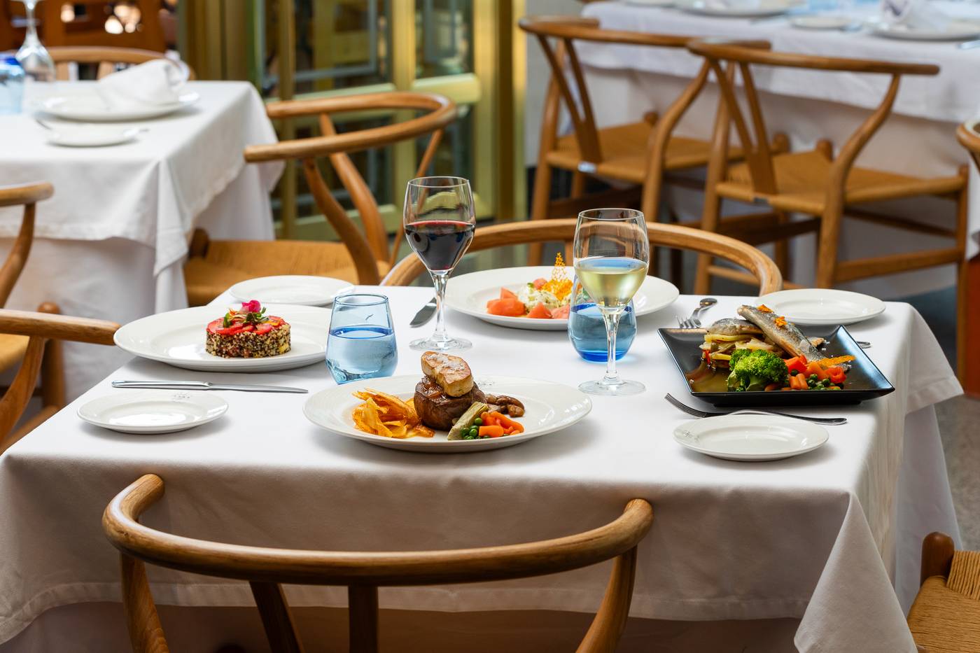 Suitehotel-S-Argamassa-Palace-Restaurant-32