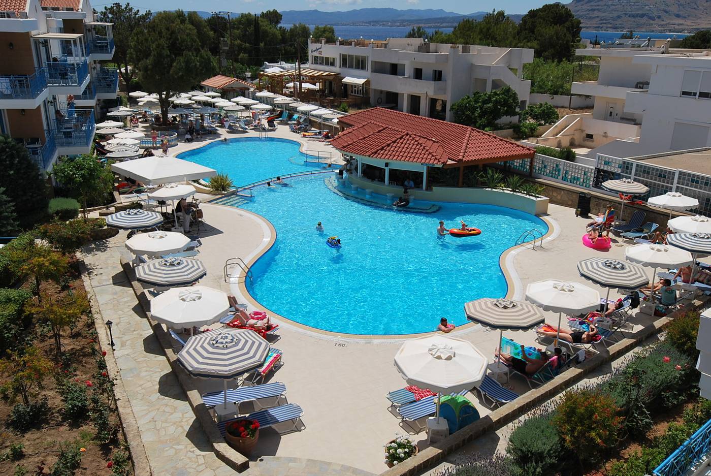 Pefki Islands Resort