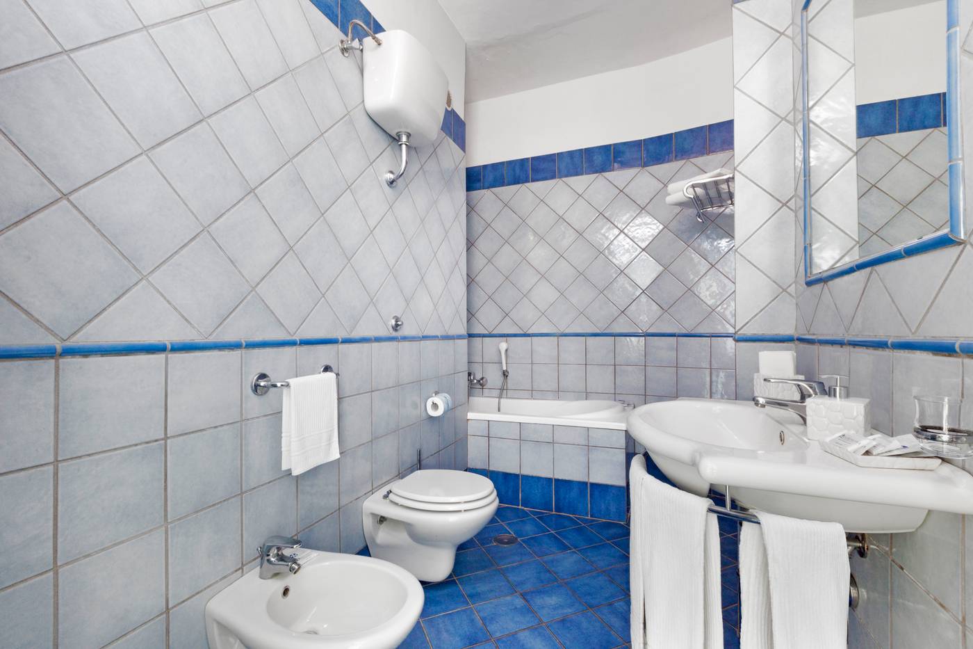 Panorama-Palace-Room-33