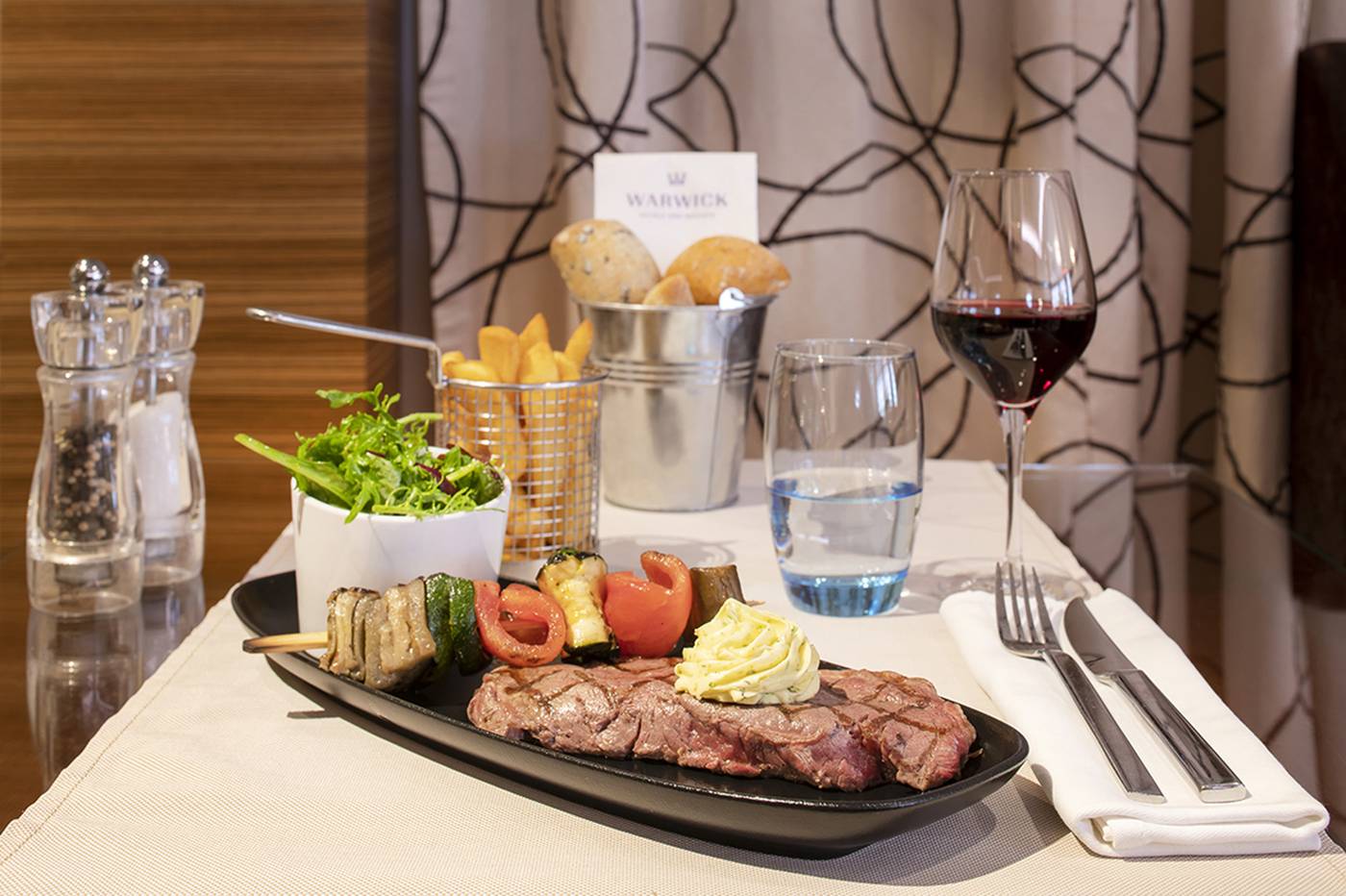 Warwick-Geneva-Restaurant-32