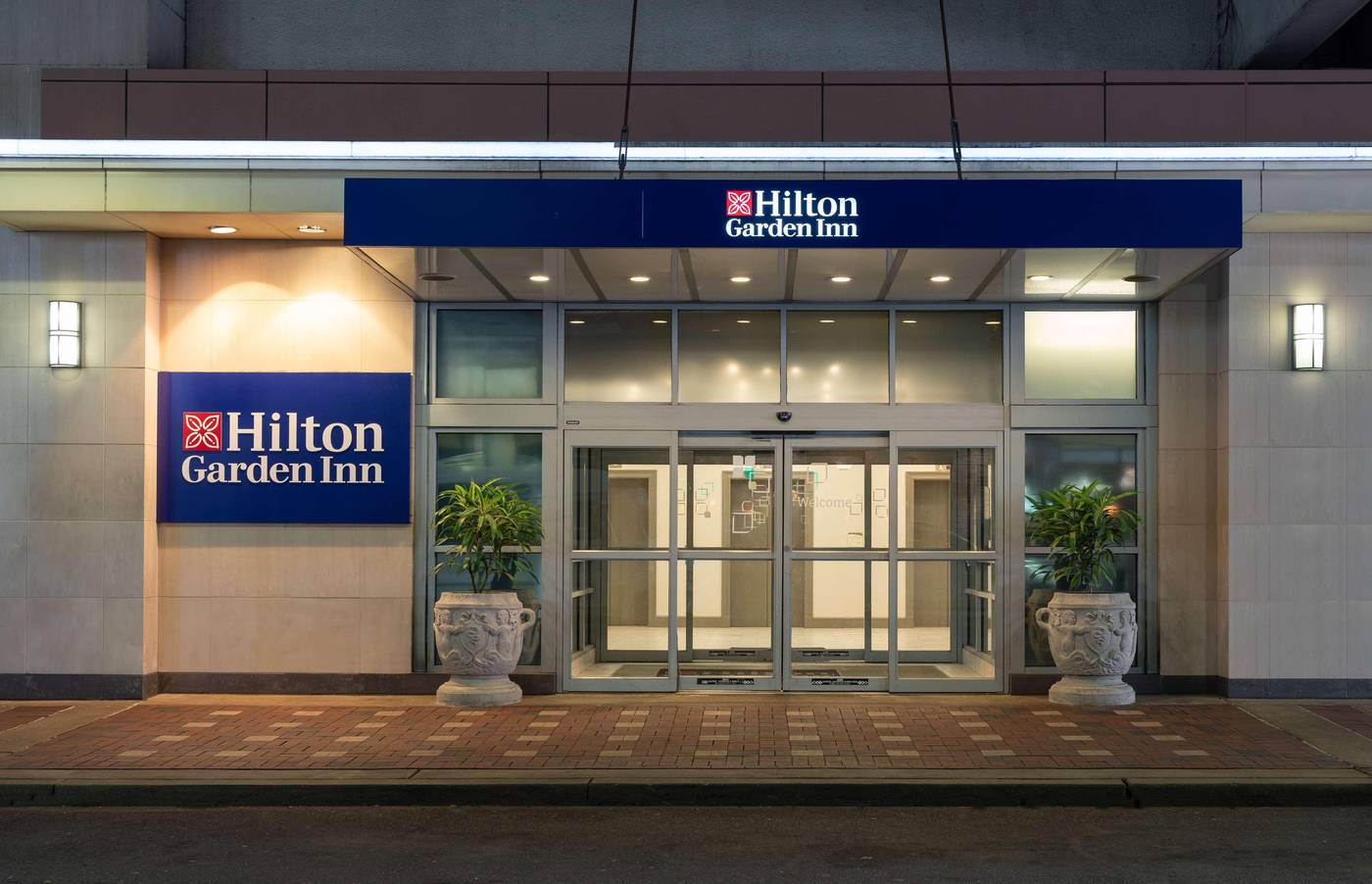 Hilton Garden Inn Philadelphia Center City-United States-PHILADELPHIA-General view-4