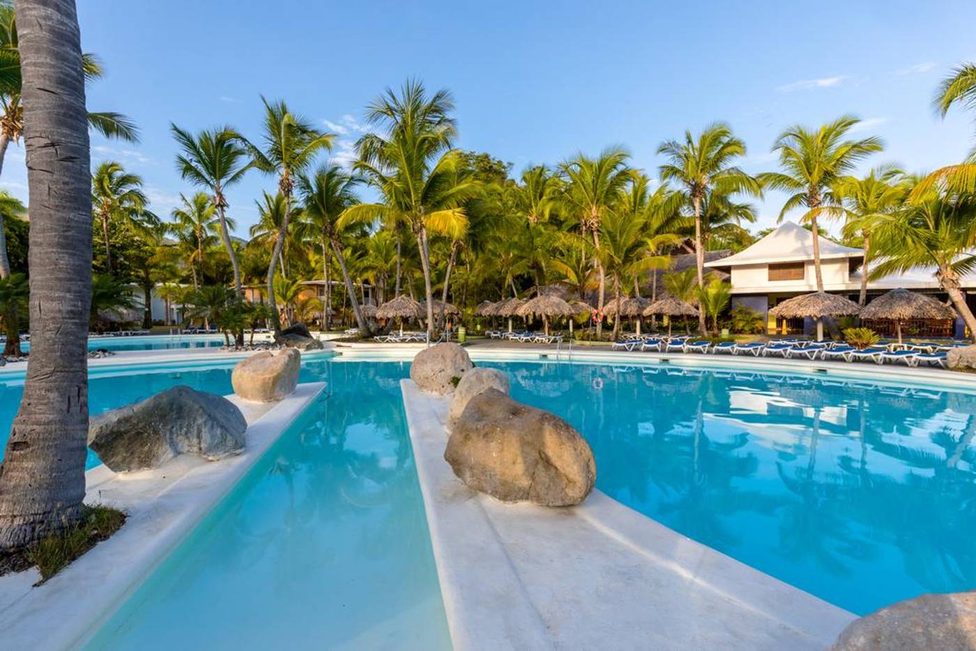 Playabachata Resort