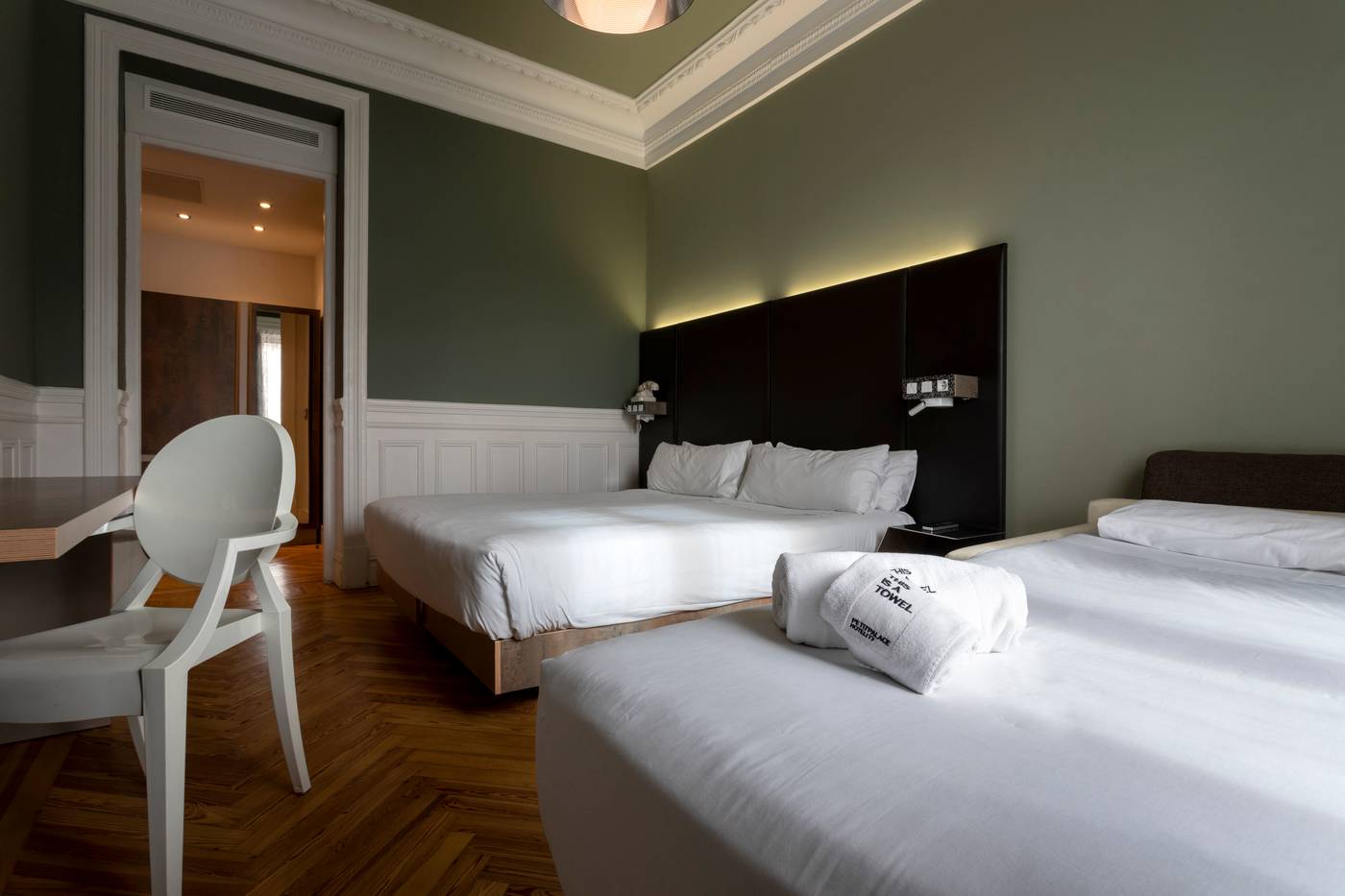 Petit-Palace-Lealtad-Plaza-Room-20