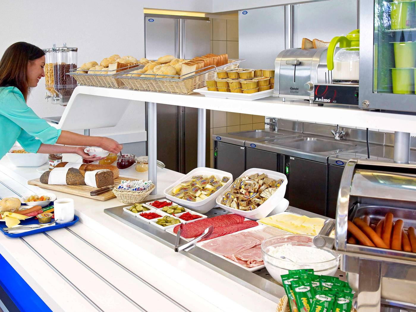 ibis-budget-Warszawa-Reduta-Restaurant-20