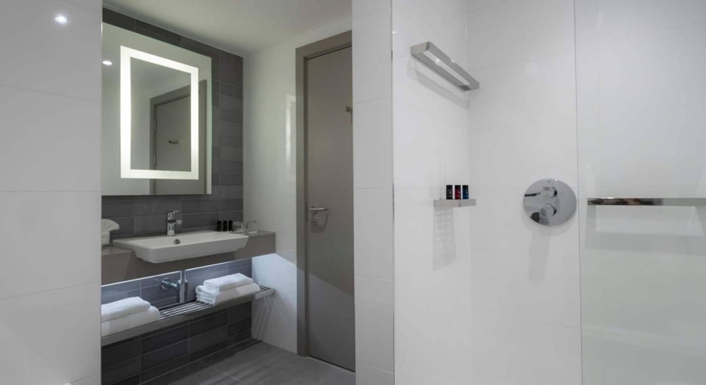 Clayton Hotel Bristol City-United Kingdom-Bristol-Room-5