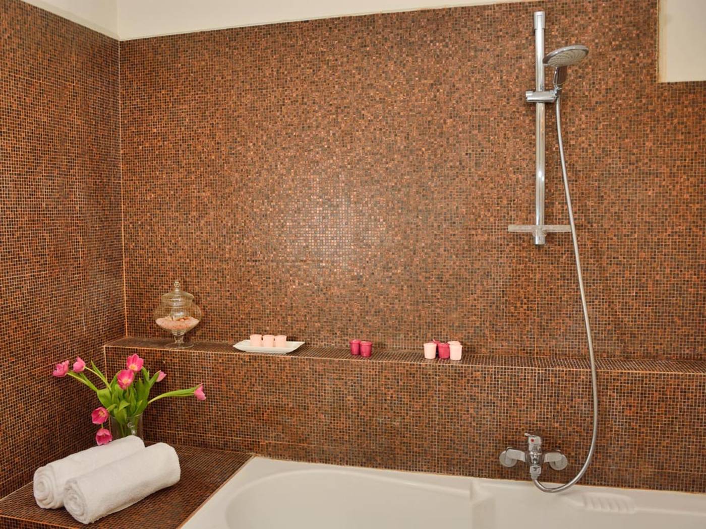 Hellenia-Yachting-Sports-and-Entertainment-26