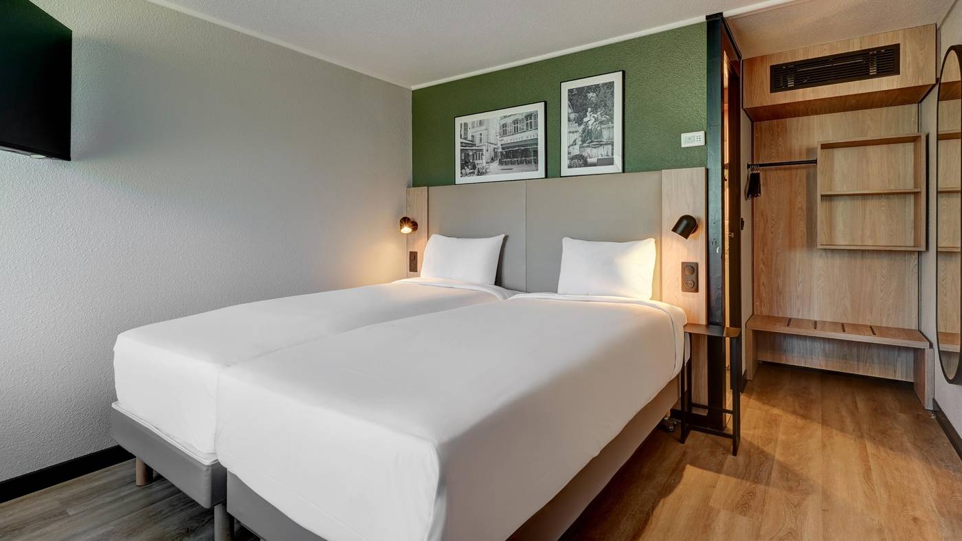 Campanile-Argenteuil-Room-11