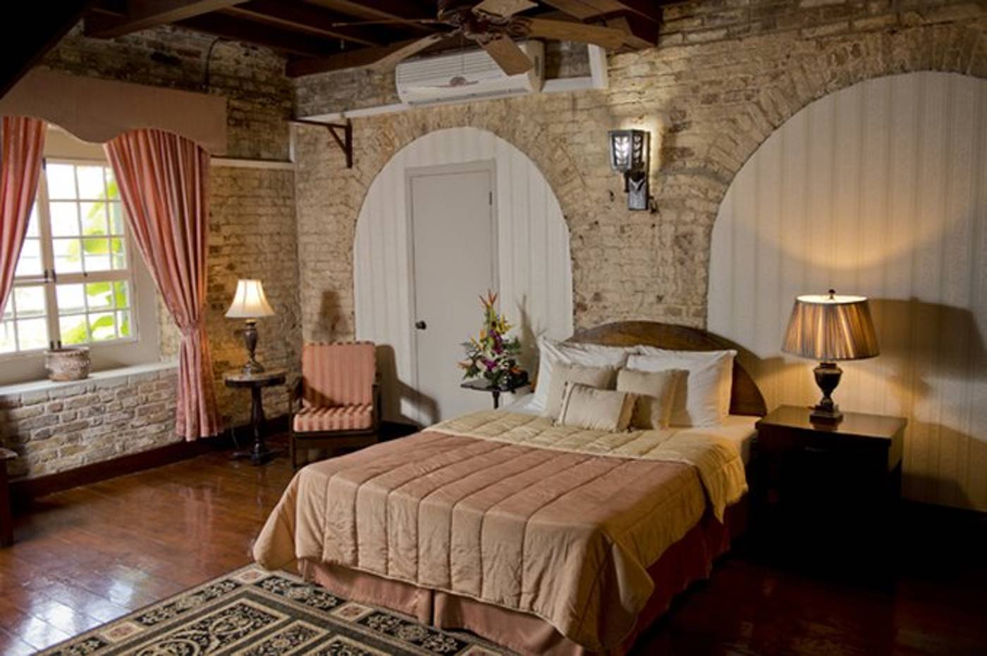 Copper & Lumber Store Hotel Boutique