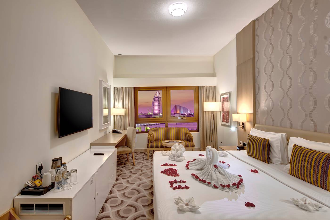 Metropolitan-Hotel-on-Sheikh-Zayed-Road-Dubai-Room-26