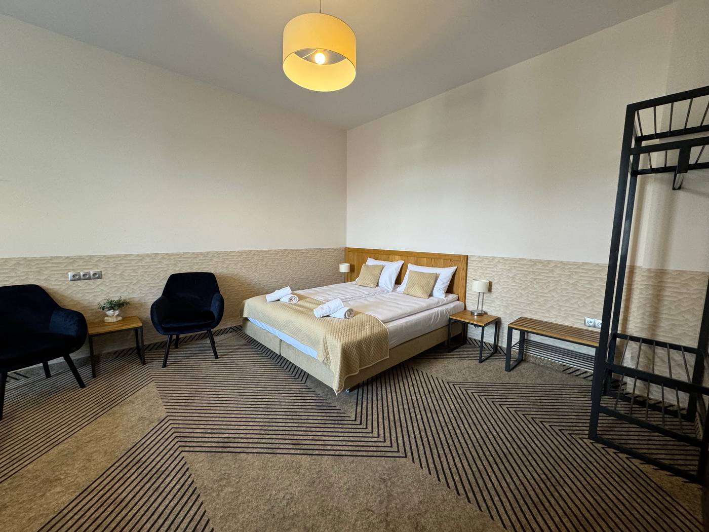 IRIS-Aparthotel-Room-24