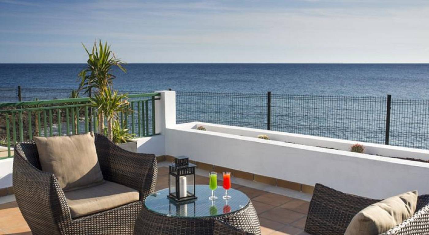 Blue-Sea-Apartamentos-Costa-Teguise-Beach-Terrace-27