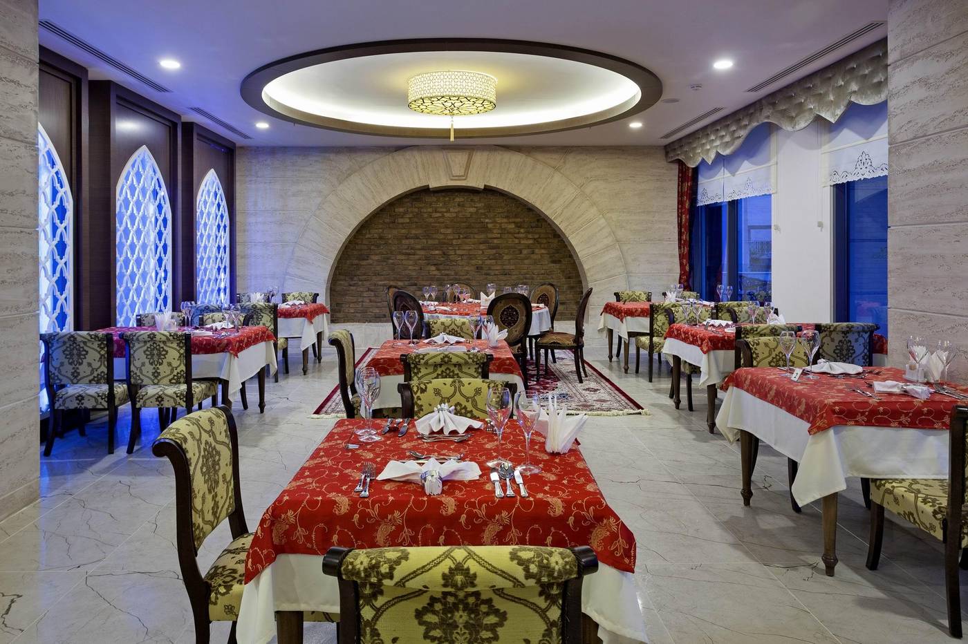 Luna-Blanca-Resort-Restaurant-49