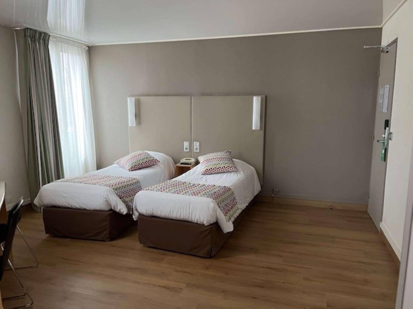 Campanile-Paris14-Maine-Montparnasse-Room-33