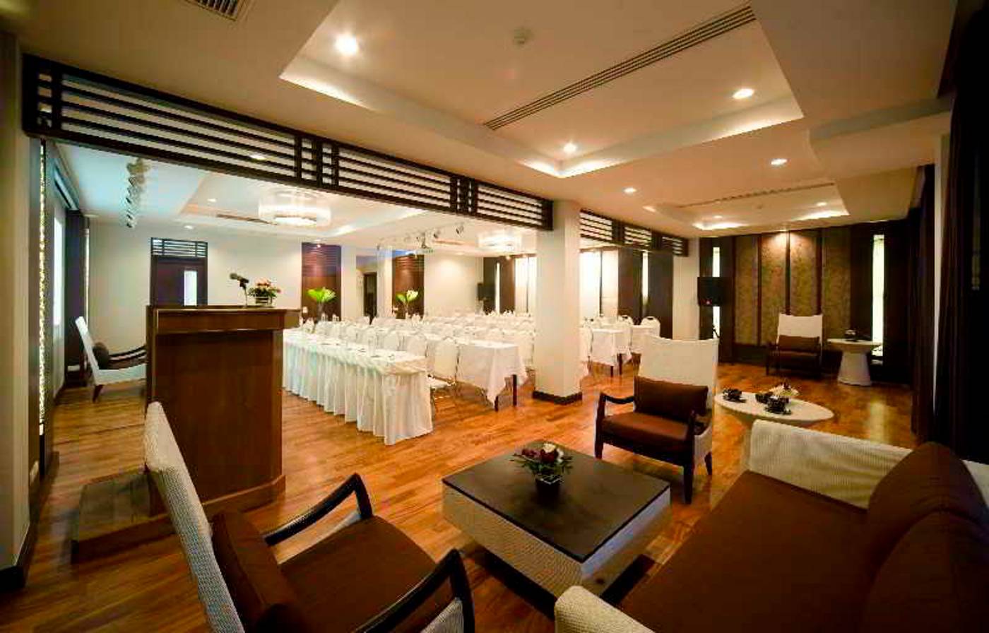 Sareeraya-Villas---Suites-Conferences-33
