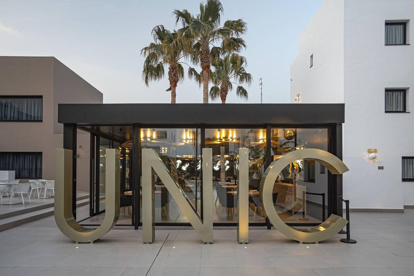 Migjorn-Ibiza-Suites-and-Spa--Restaurant-22