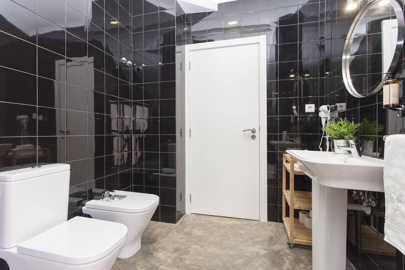 Emporium-Lisbon-Suites-Room-79