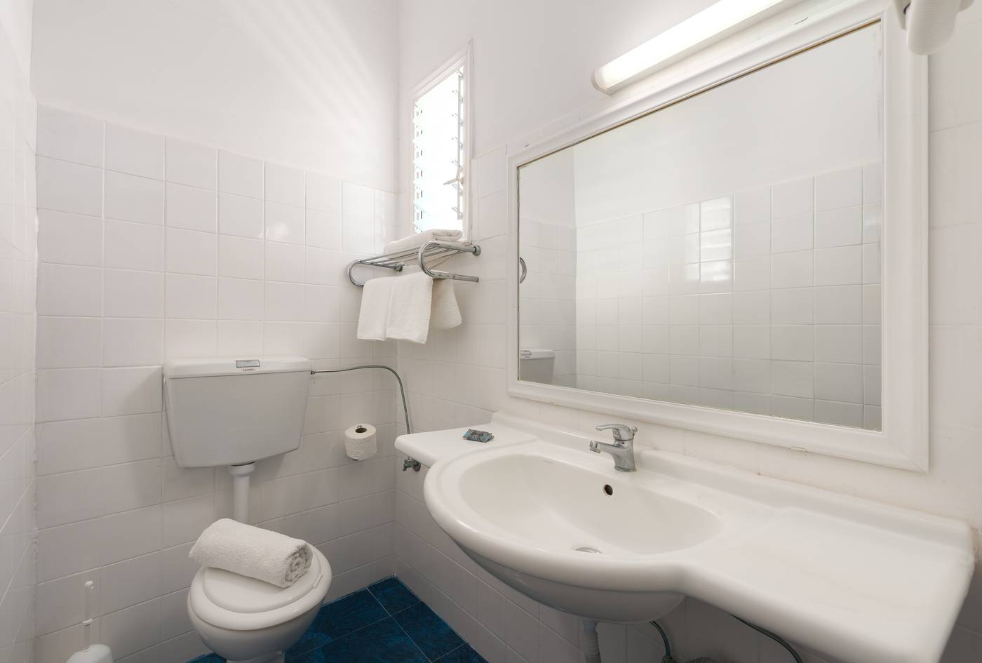 Sun-Beach-Lindos-Room-28