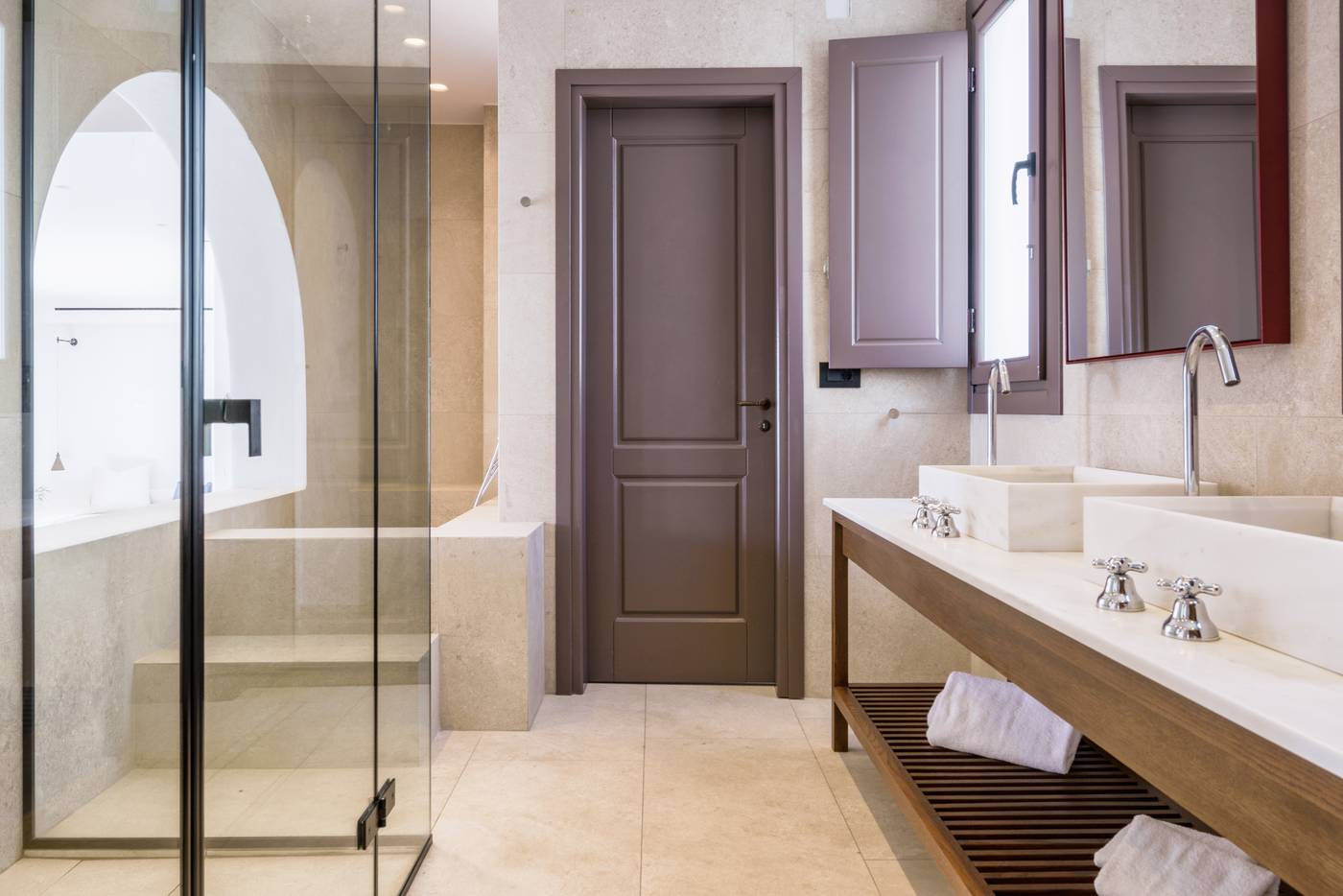 Pelican-Bay---Art-Hotel-Room-50