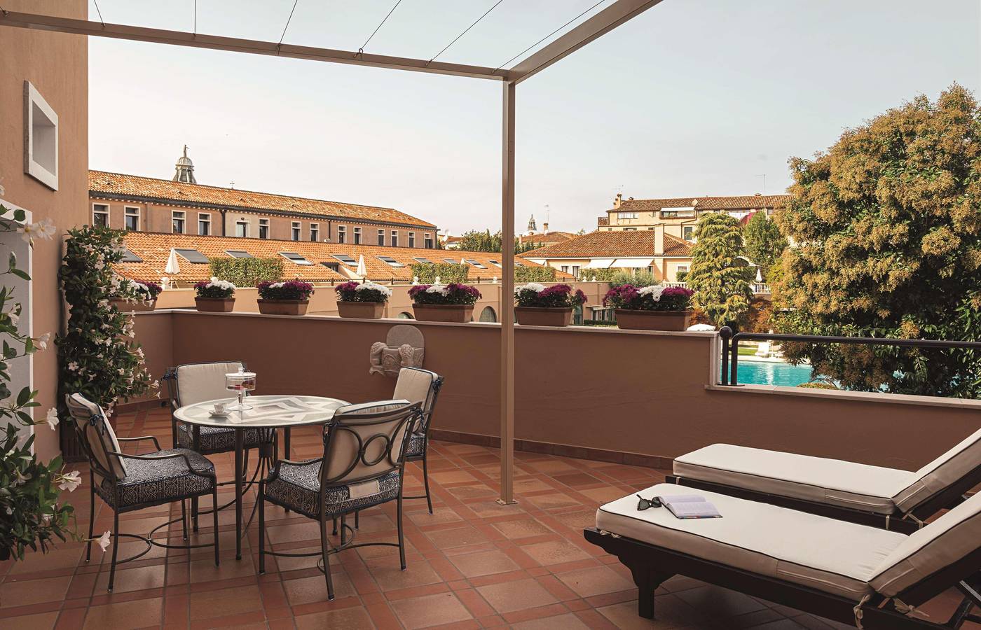 Hotel-Cipriani--A-Belmond-Hotel--Venice-Room-81