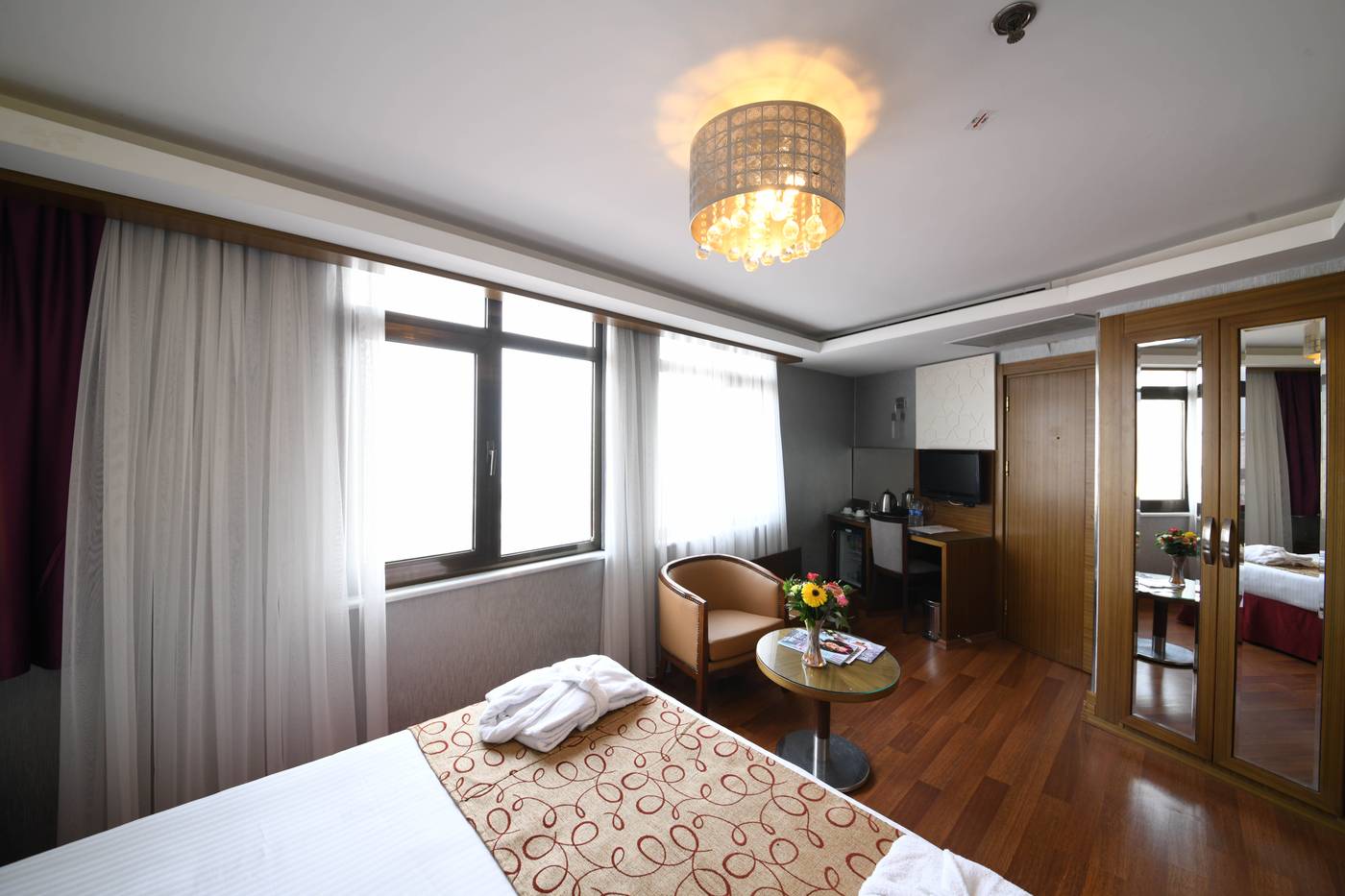 Grand-Star-Room-20