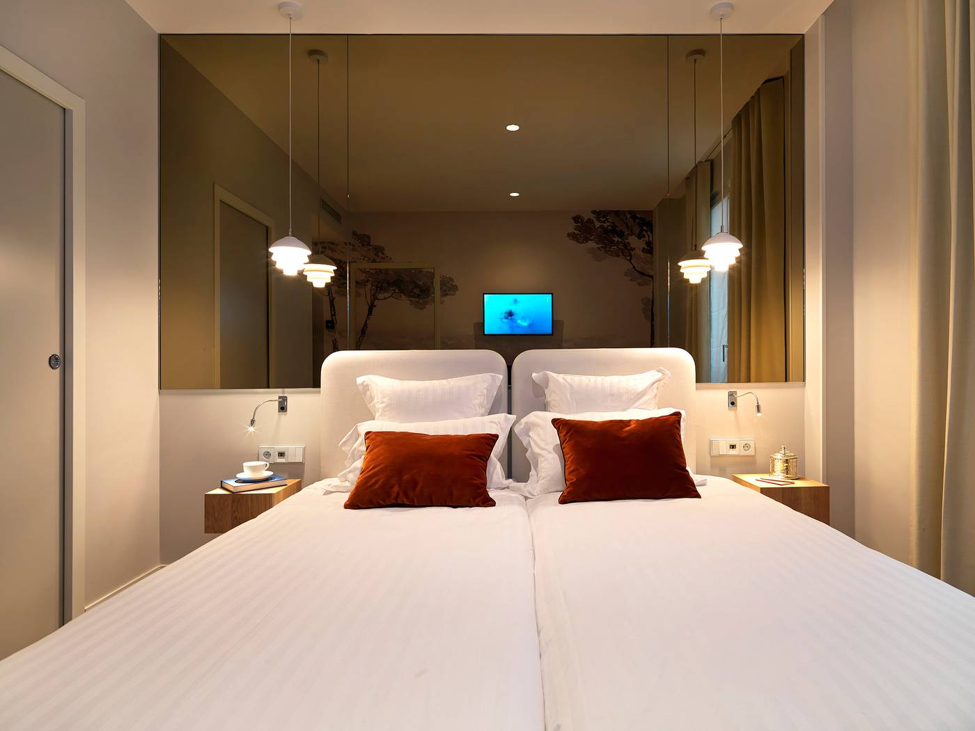 Le-Katorze-Hotel-Room-12