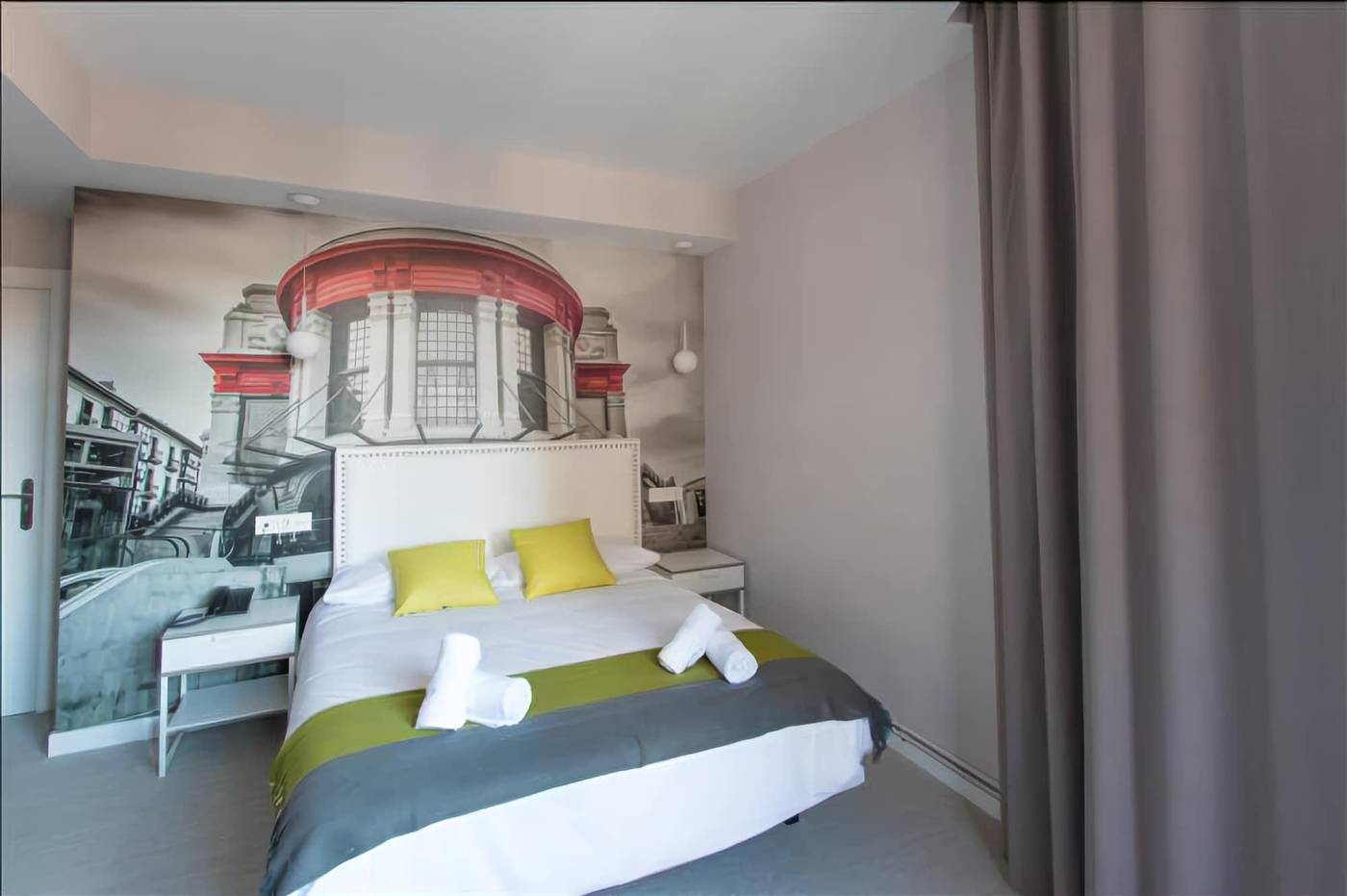 Bilbao City Rooms-Spain-BILBAO-Room-5