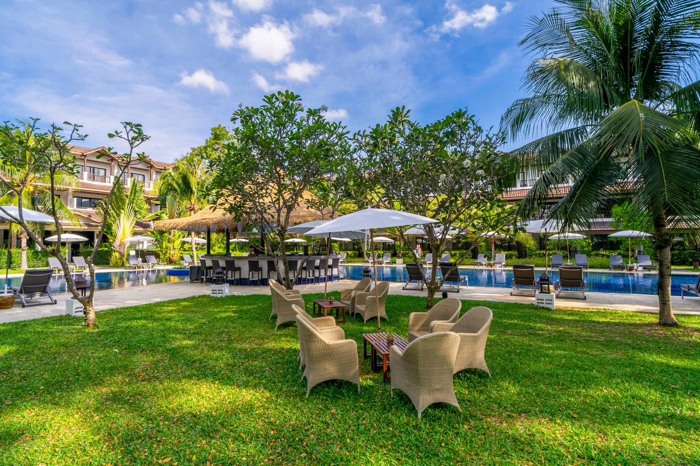 Kamala-Beach-Hotel---Resort-Pool-6