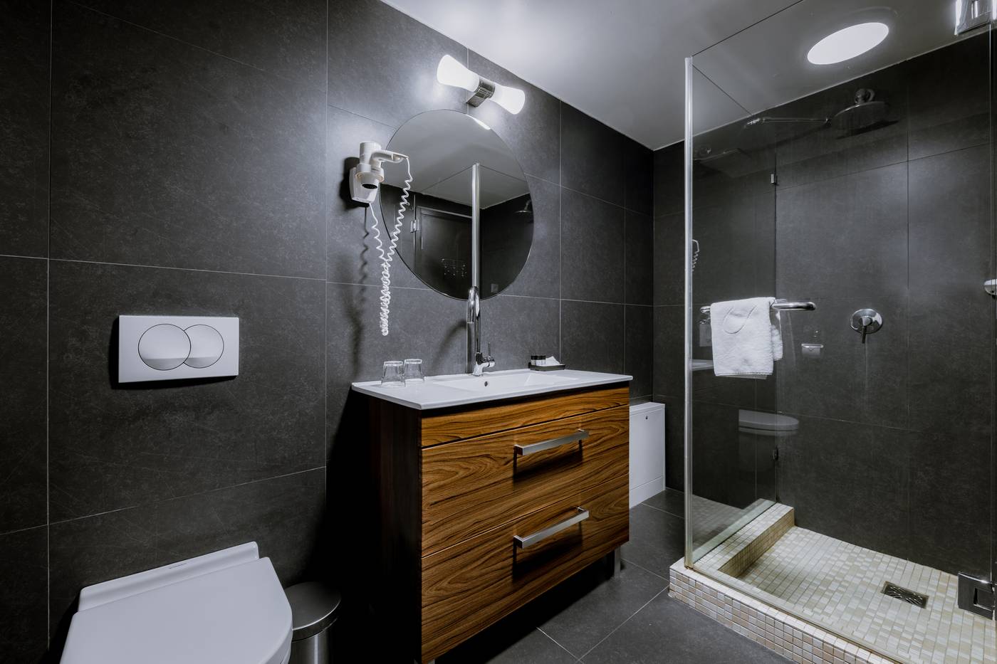 Bliss-Residence-and-Spa-Room-39