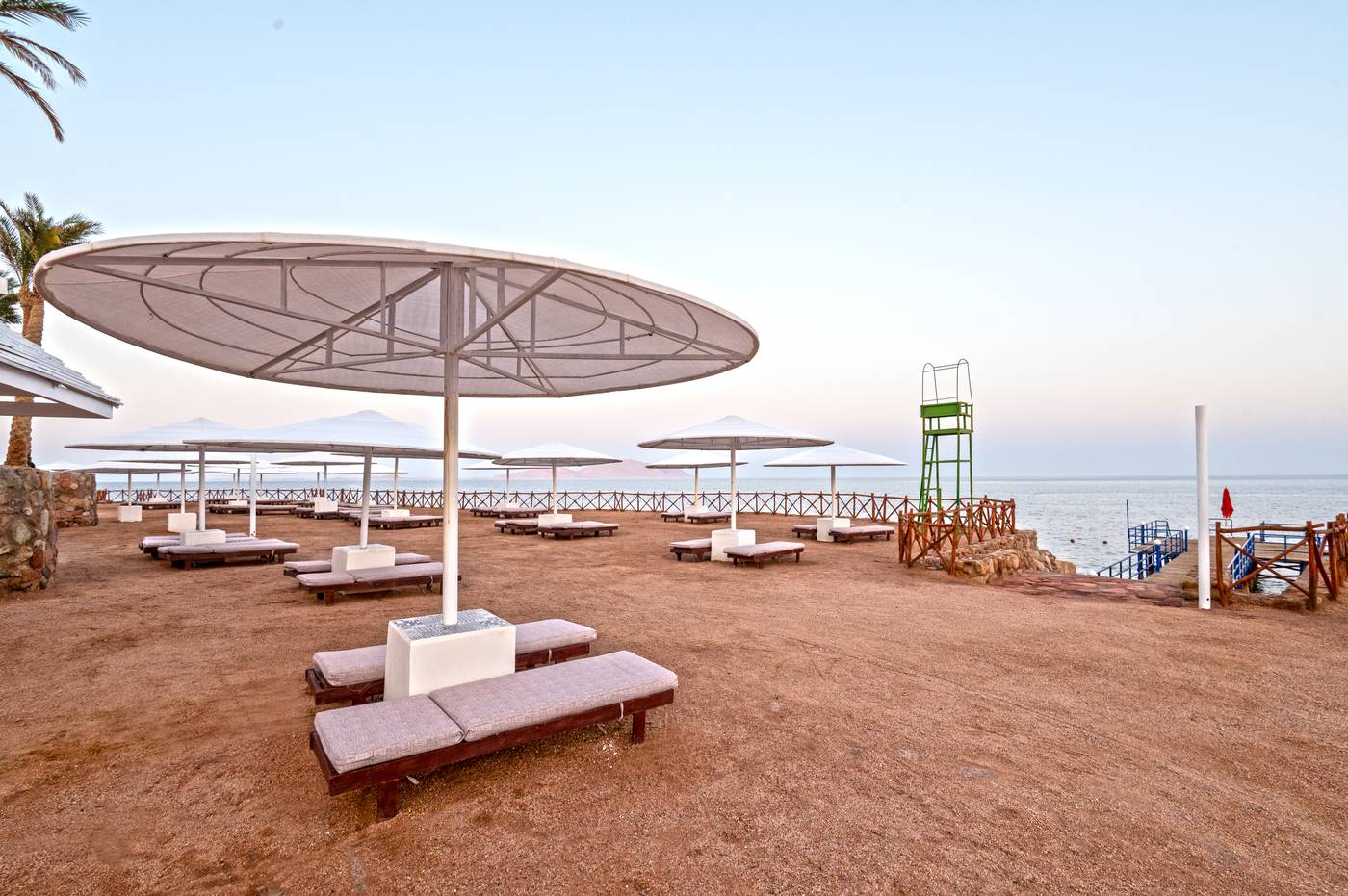 Invidia Coral Beach Tiran 03.09