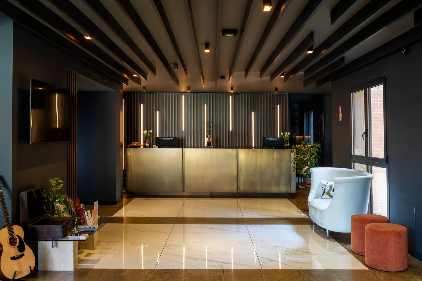 Elite-Hotel---Spa-Lobby-2