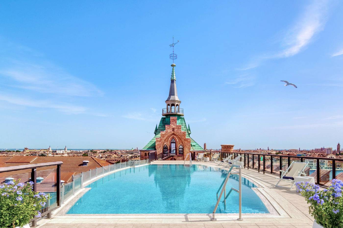 Hilton-Molino-Stucky-Venice-Pool-107
