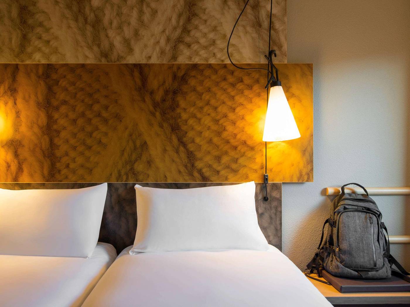 ibis-Amsterdam-Centre-Room-62