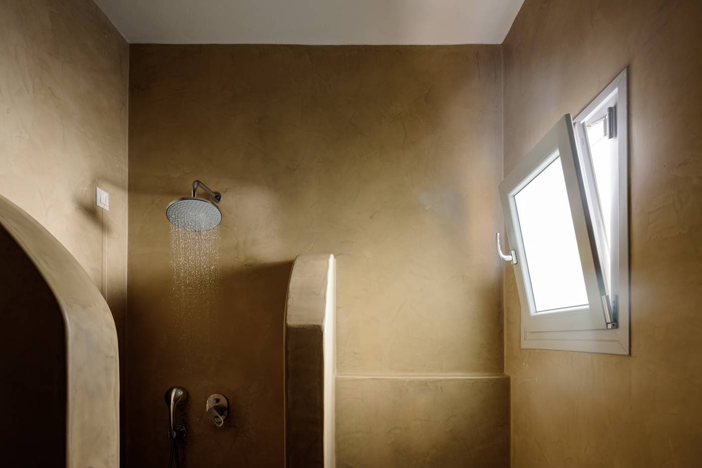 Aliter-Suites-Room-41