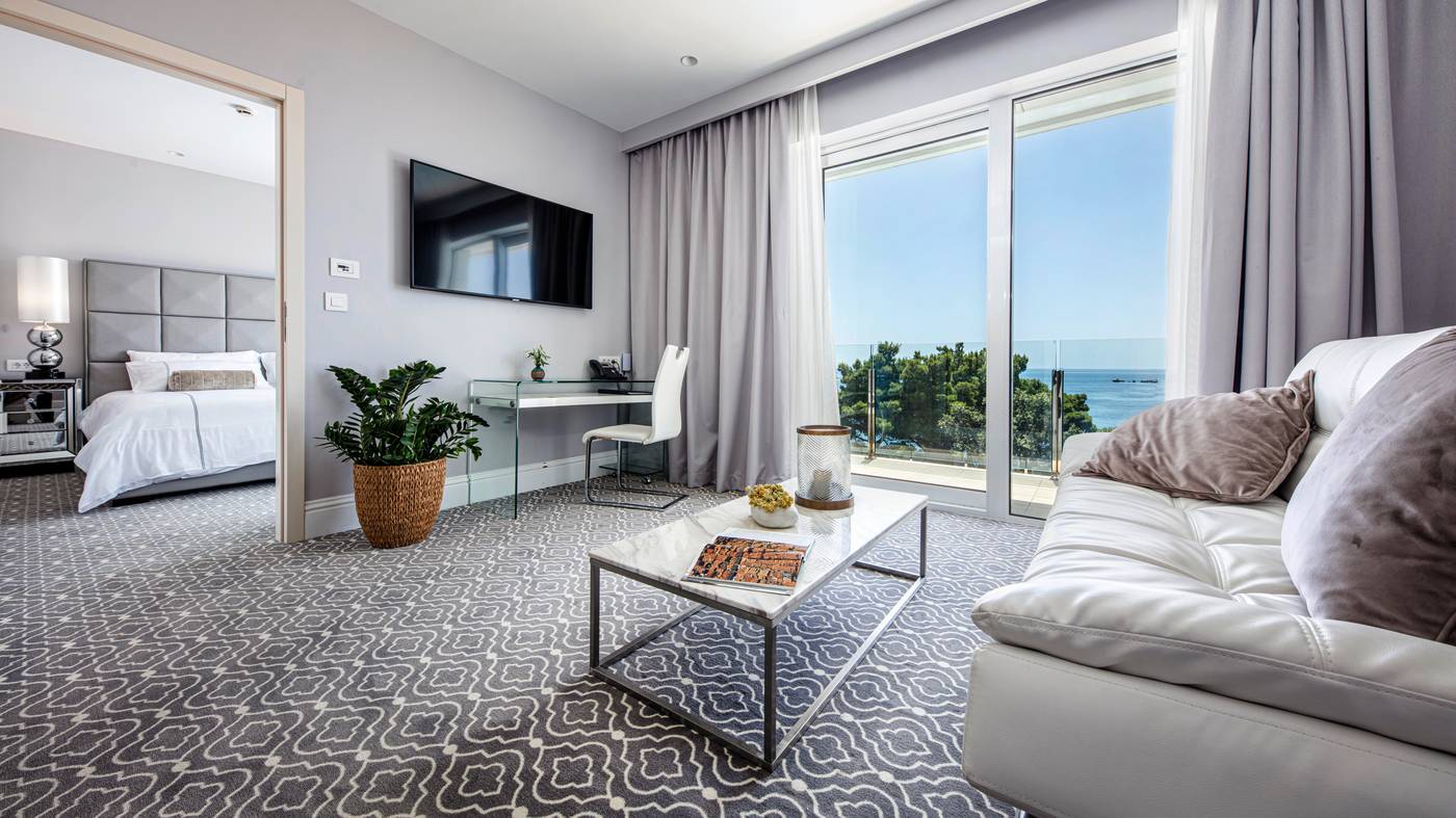 Royal-Palm-hotel-Room-8