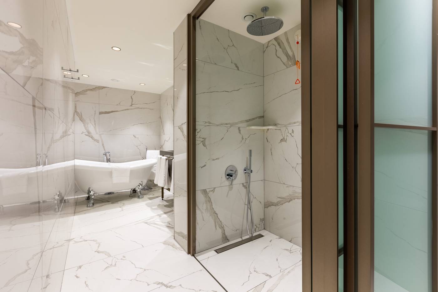 Stayso-The-House-Hotel-Room-66