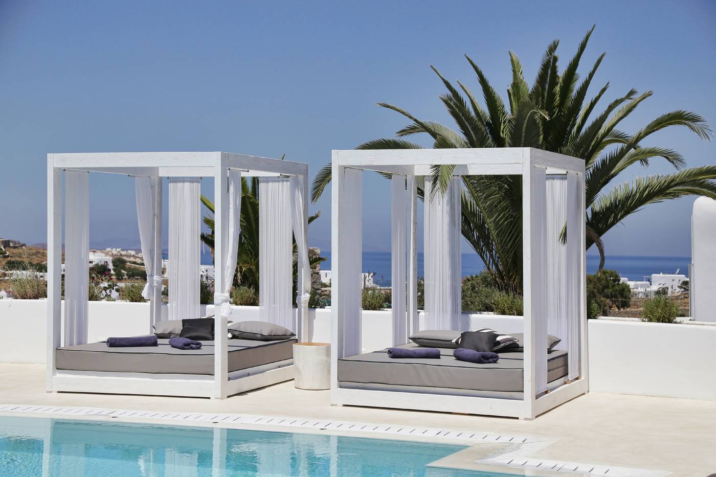 Livin-Mykonos-Hotel-Pool-2