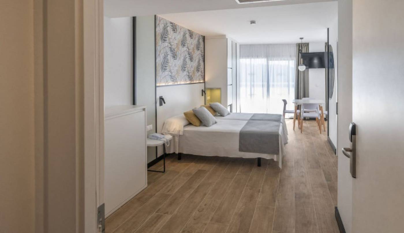 Medplaya-Hotel-Calypso-Room-34