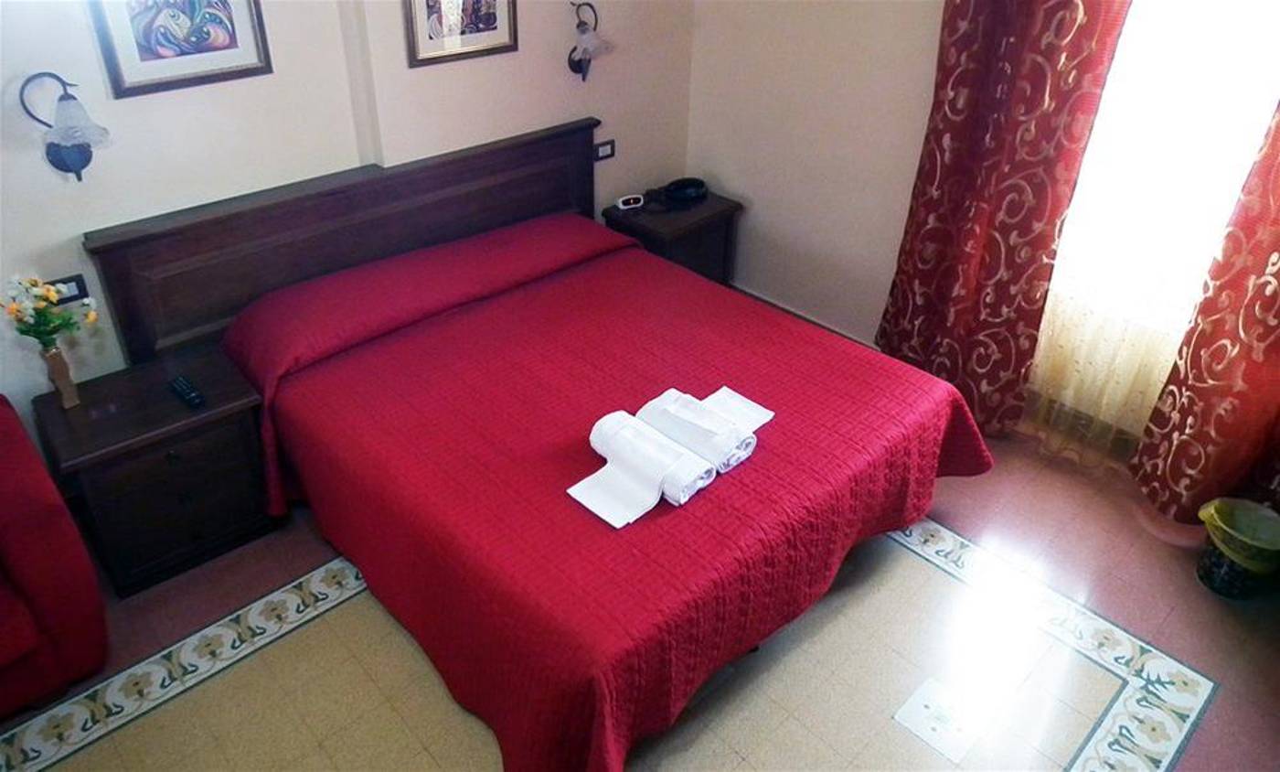 Anthony-B-B-General-view-28