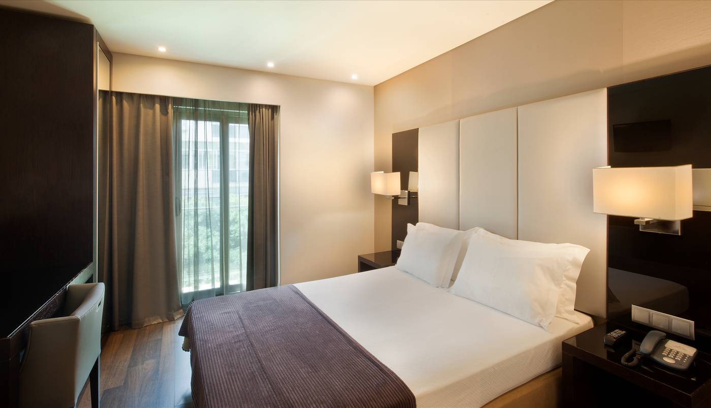 TURIM-Luxe-Hotel-Room-10