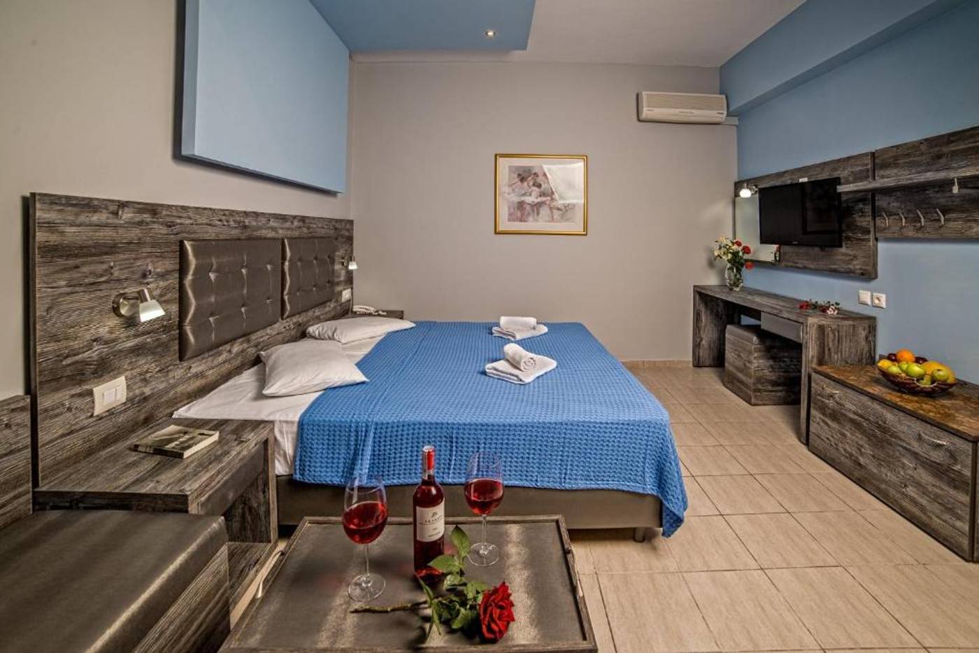 Blue-Aegean-Suites---Apts-Room-20