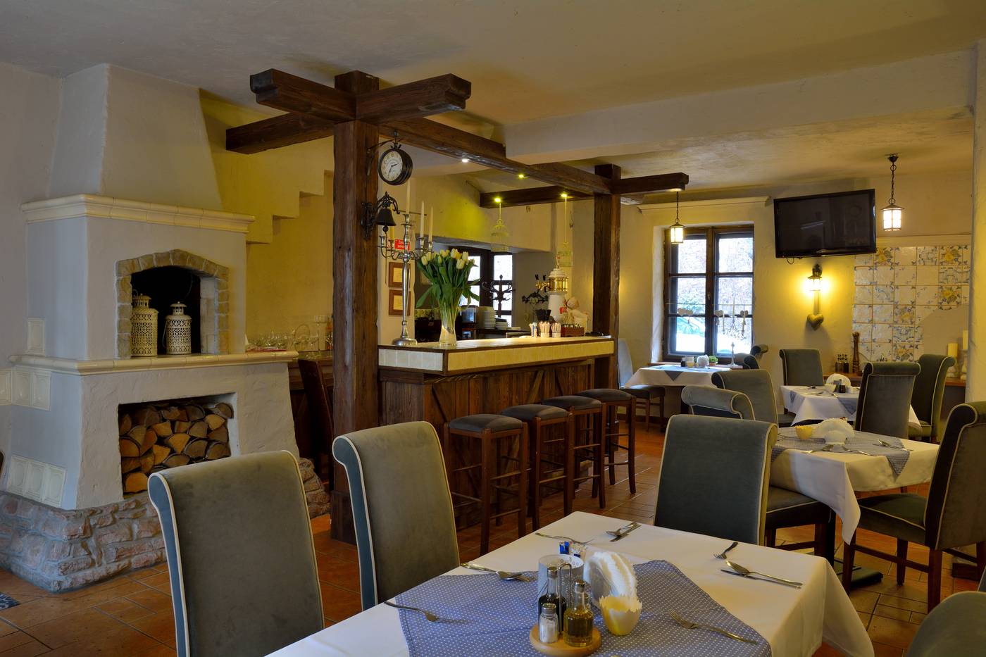 Hotel-Nobilton-Restaurant-12