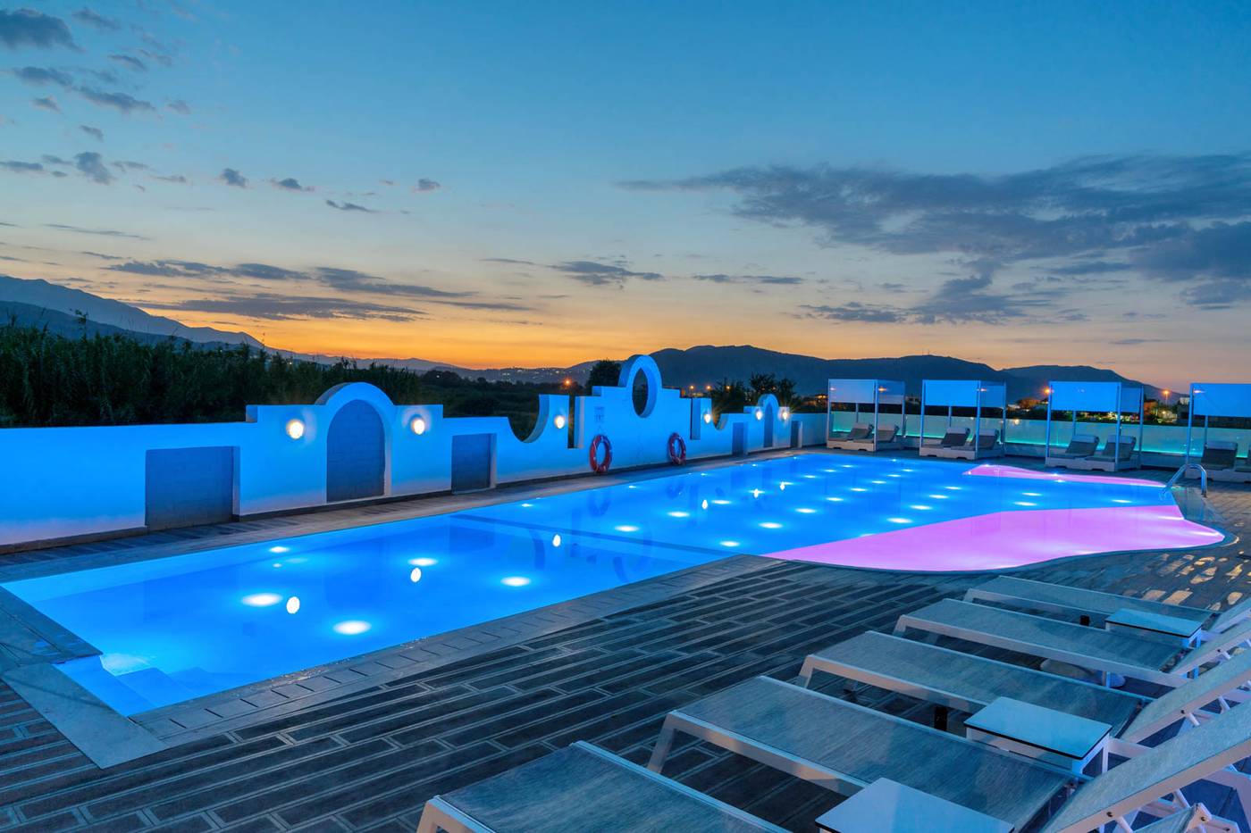 Apollo Hotel