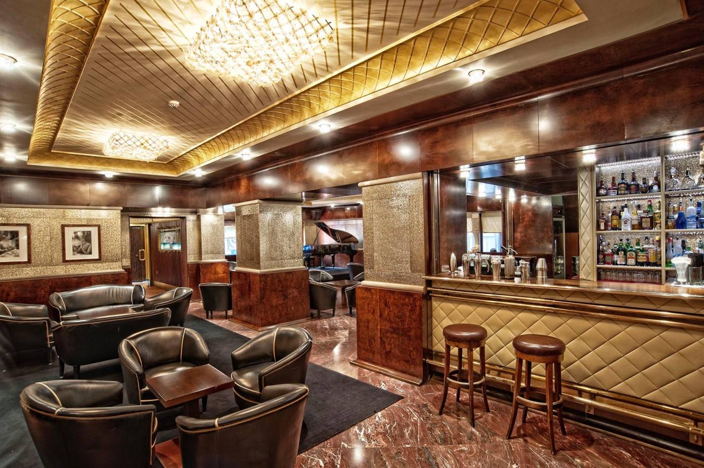 Bauer-Casanova-Bar-1