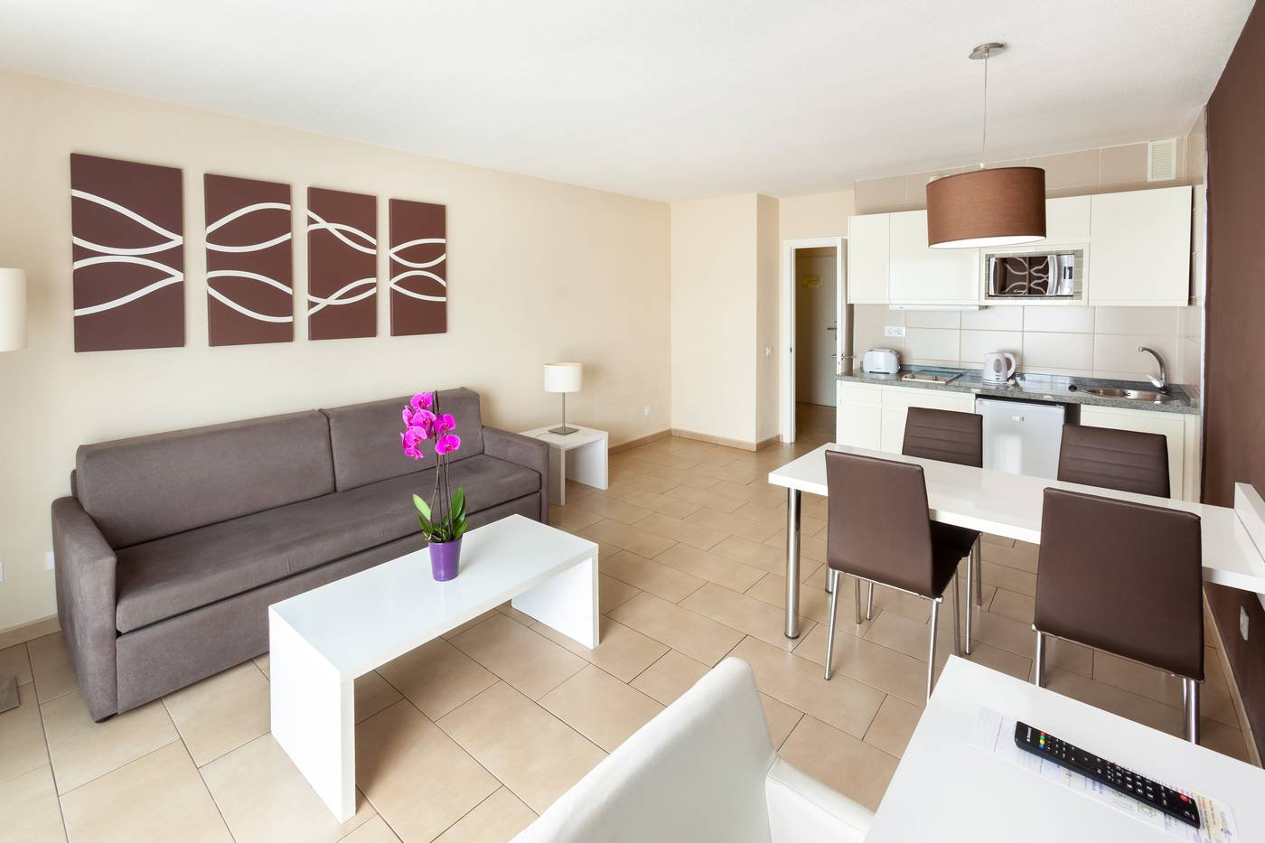 Playaolid-Suites---Apartments-Room-20