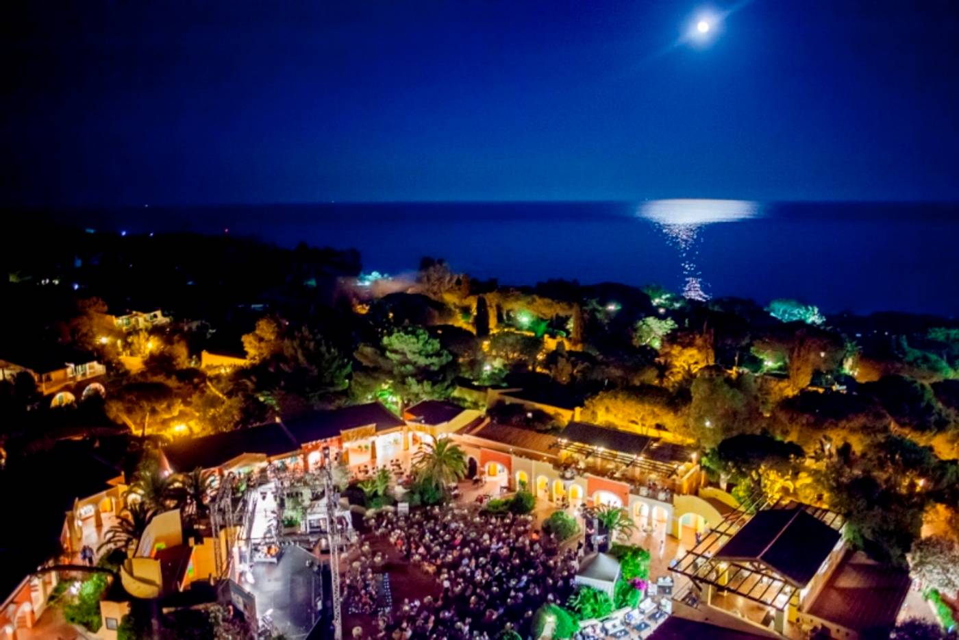 Forte-Village-Resort-Bouganville-Sports-and-Entertainment-11