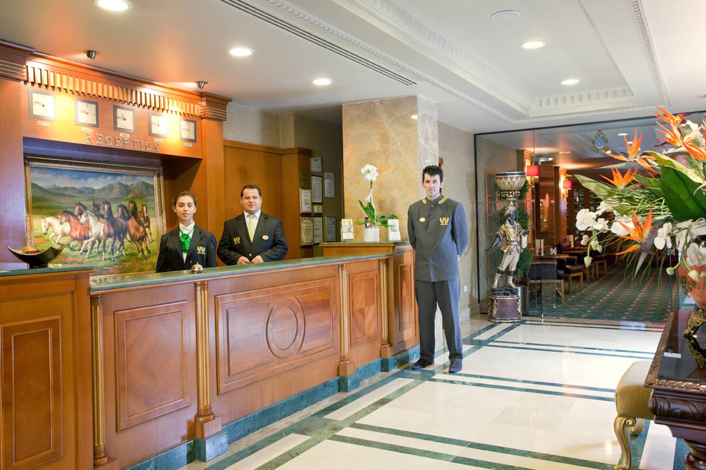 Oran-Hotel-Istanbul-Lobby-9