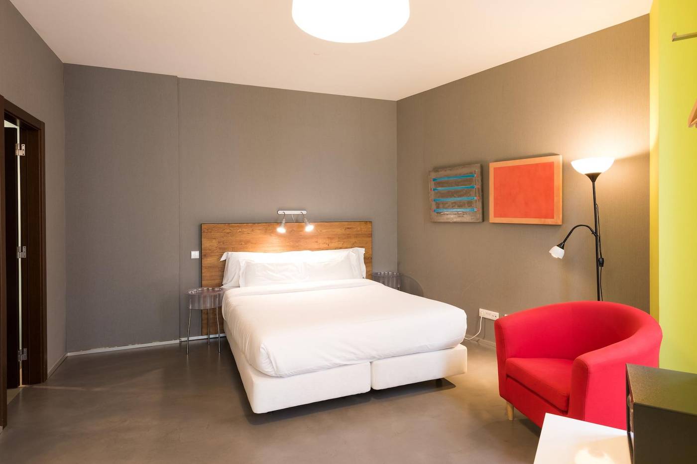 Alfama---Lisbon-Lounge-Suites-Room-51