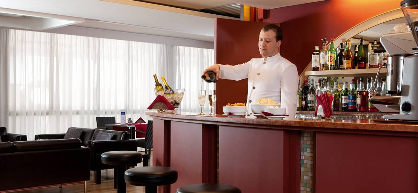 Hotel-Delfino-Bar-14