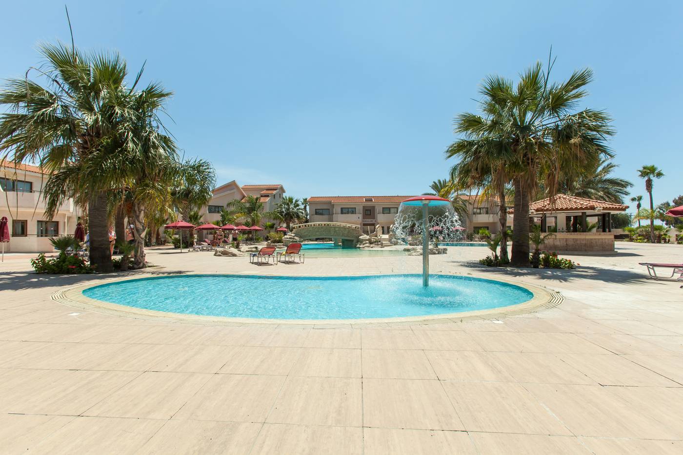 Crown Resort Henipa