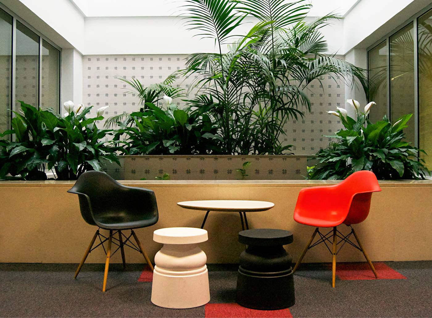 Ibis-Lisboa-Saldanha-Lobby-13